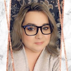 Meet your Posher, Nichole